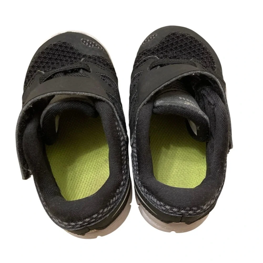 3/$20 Nike Black Infant Toddler Sneakers Athletic Shoes White Logo Size 6